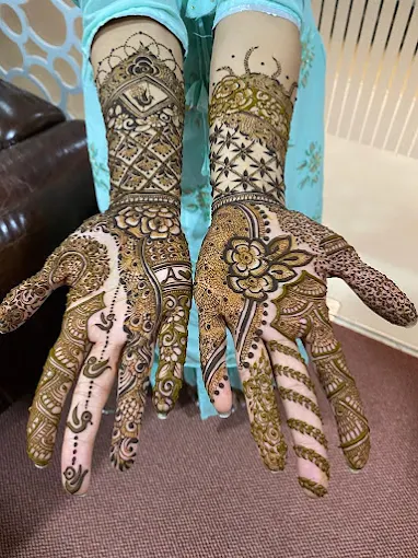 Indore Mehndi Artist Portfolio
